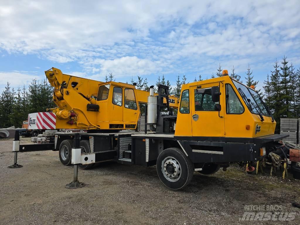 Coles 25/28T crane Mobile and all terrain cranes