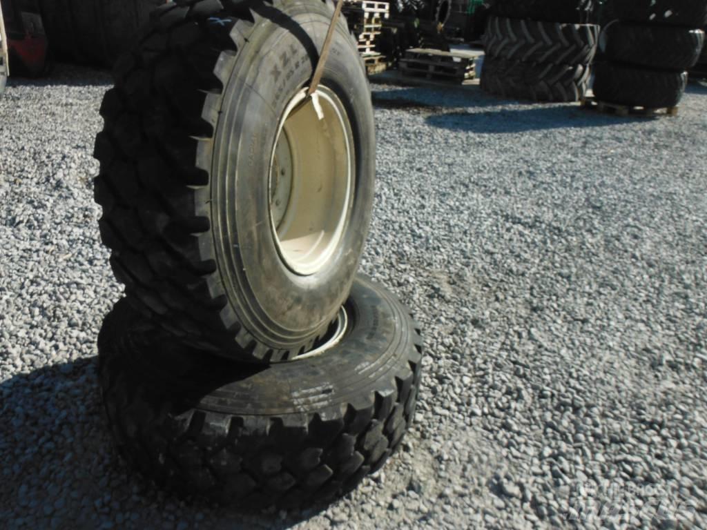 Michelin 365/85R20 Tires, wheels and rims