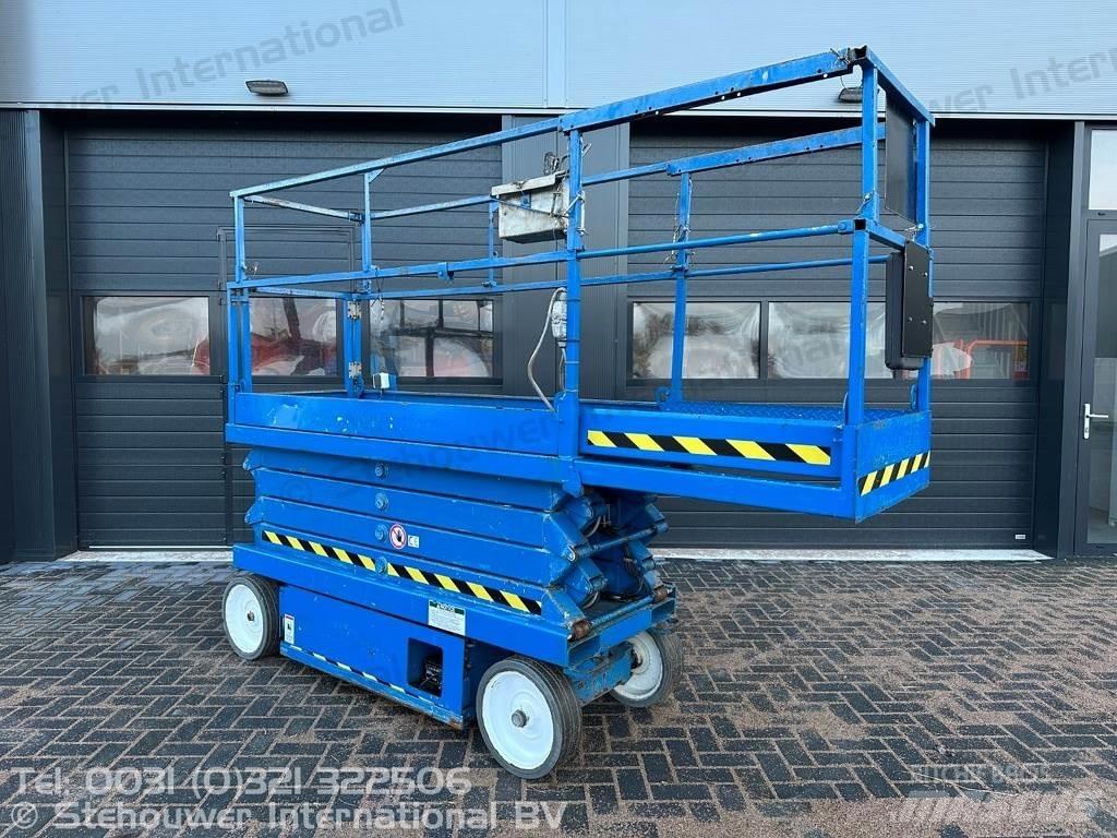 SkyJack SJ3226 Scissor Lifts