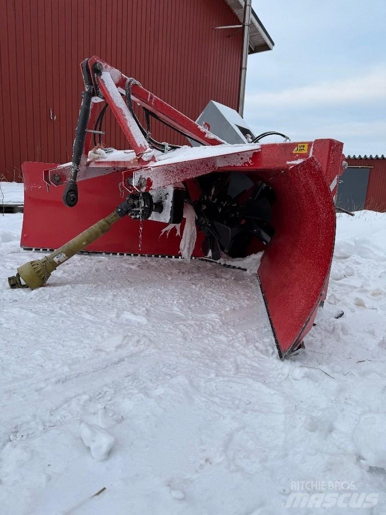 Varila Steel TR 250 Snow Blowers