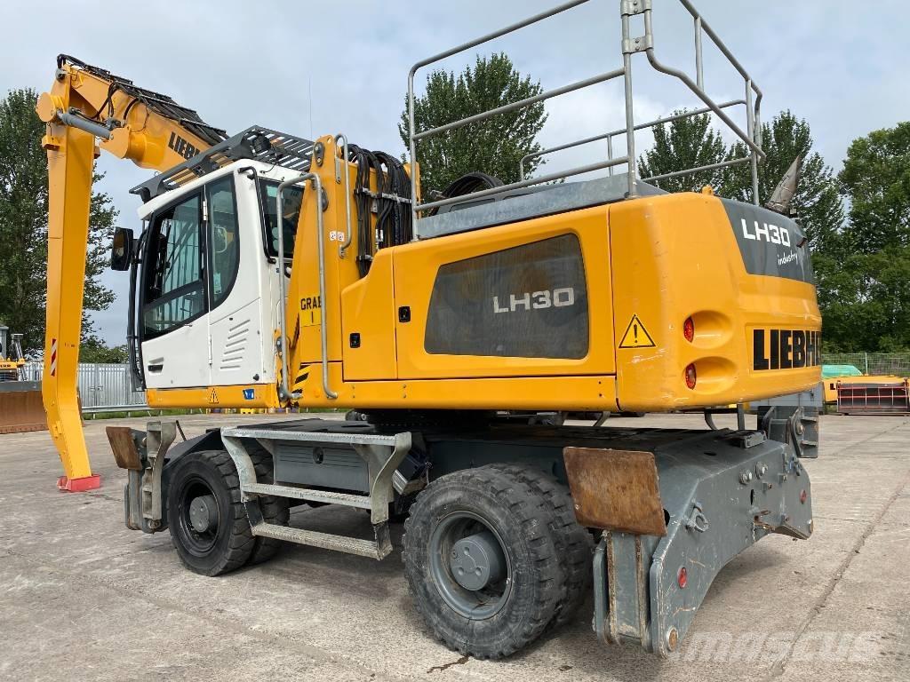 Liebherr LH 30 M Waste / Industry Handlers