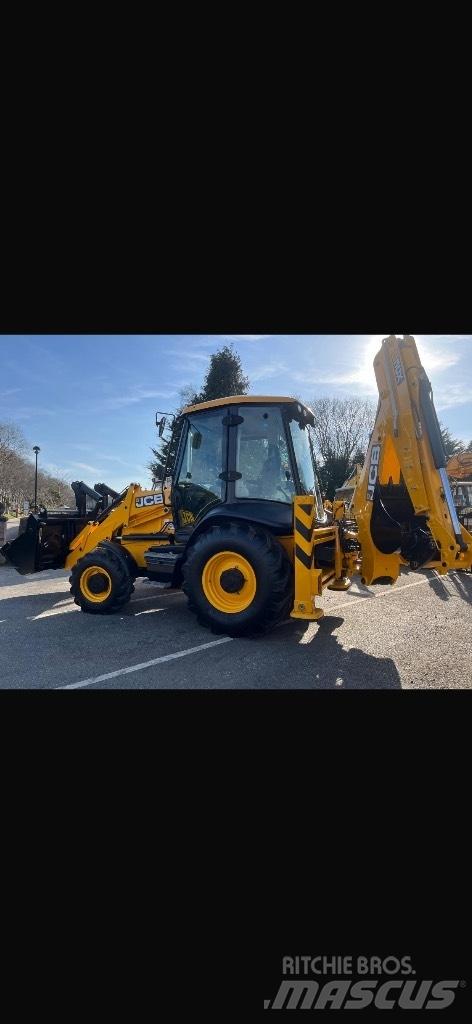 JCB 3CX Backhoe Loaders