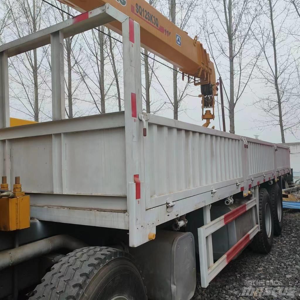 Howo 8*4 371 Dump Trucks