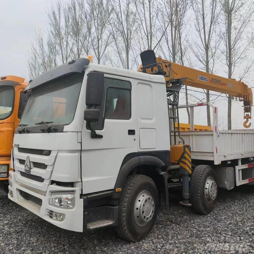 Howo 8*4 371 Dump Trucks