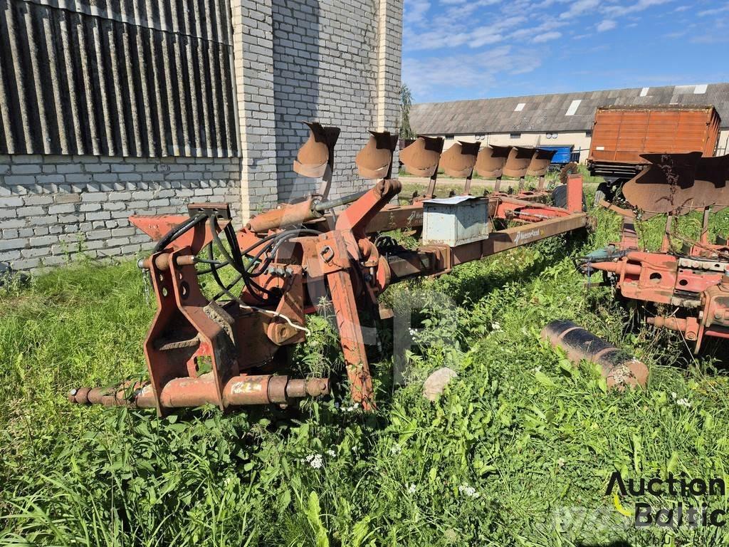 Kverneland PS 100 Reversible ploughs