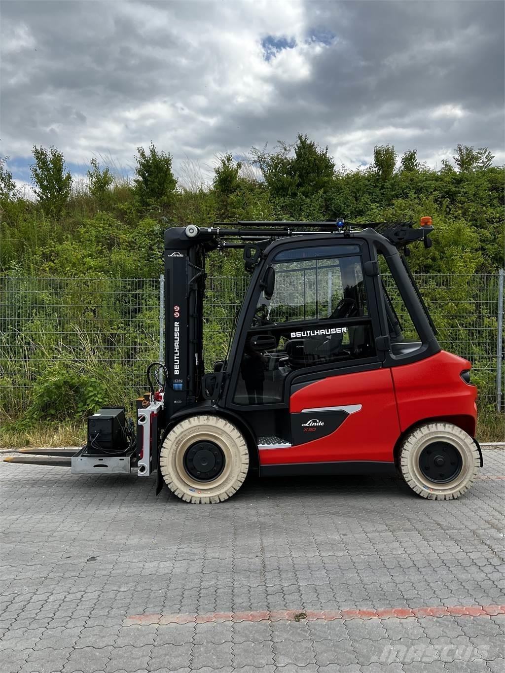Linde X50 Electric Forklifts