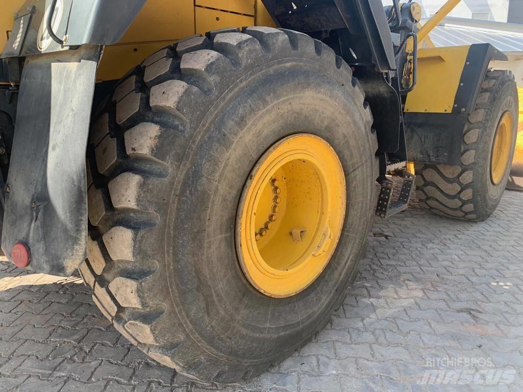 Komatsu WA 470-6 Wheel Loaders