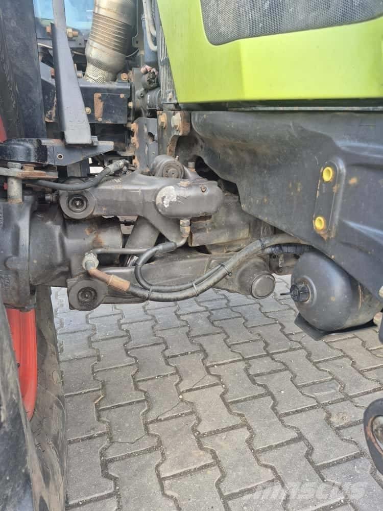 CLAAS Arion 530 Tractors