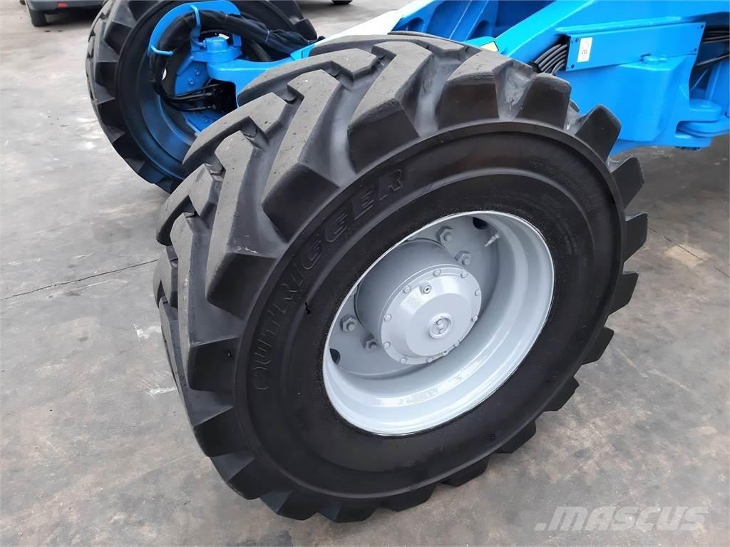 Genie Z135 70 Articulated boom lifts
