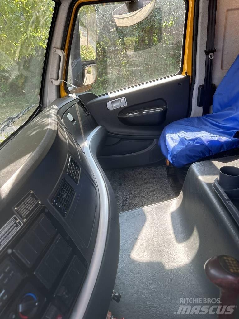 XCMG QY55KC Rough Terrain Cranes