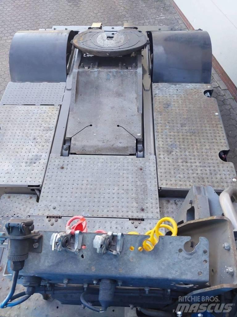 Terberg YT 182 Shunt Trucks