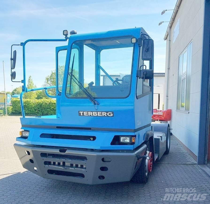 Terberg YT 182 Shunt Trucks