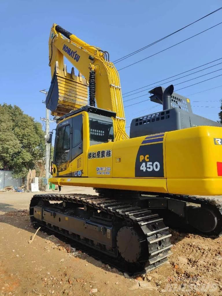 Komatsu PC 450 Crawler Excavators