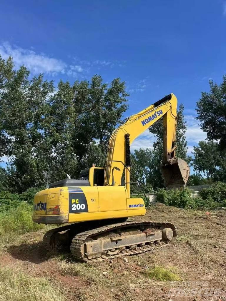 Komatsu PC 200 Crawler Excavators