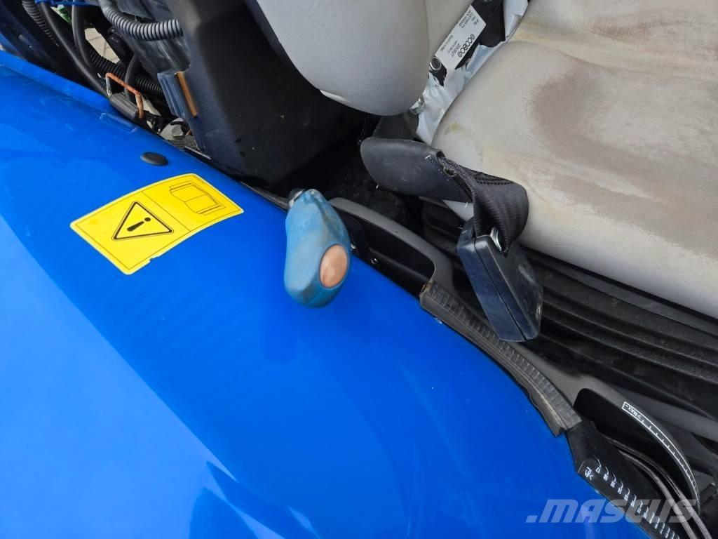 New Holland T 4.75 V Tractors