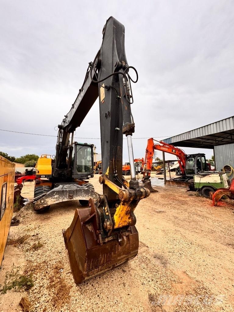 Volvo EW 180 C Wheeled Excavators