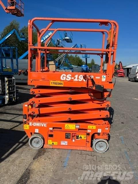 Genie GS 1930E-Drive Scissor Lifts