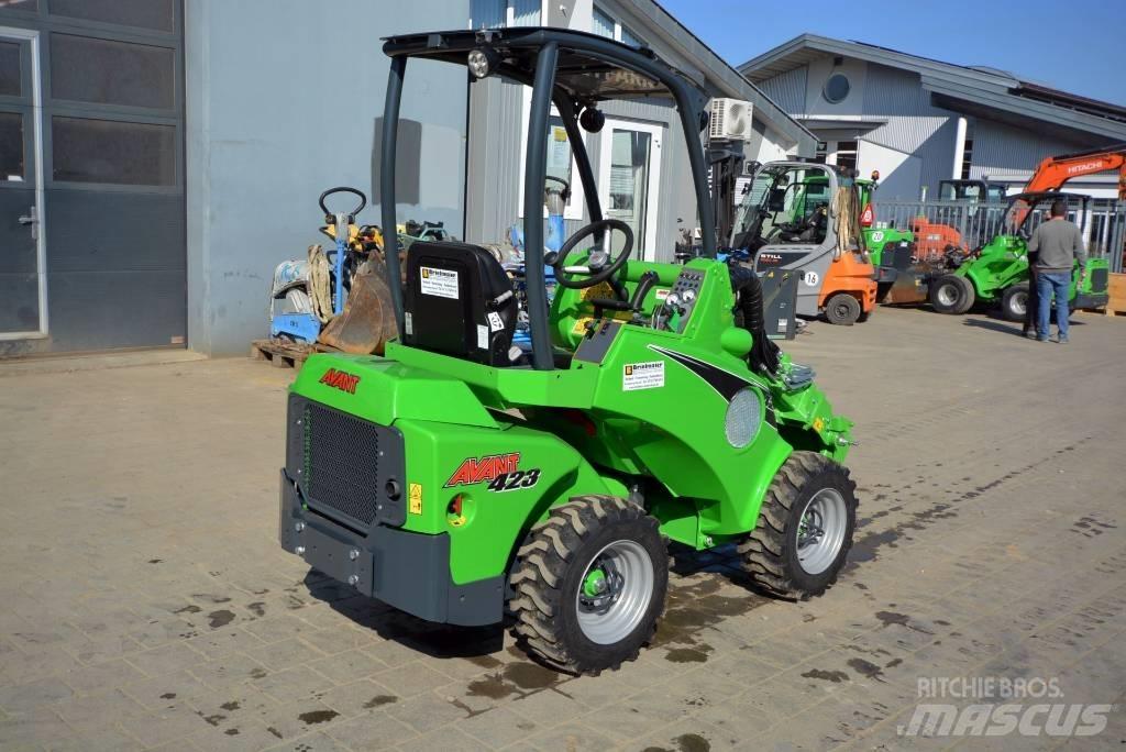 Avant 423 Mini Loader