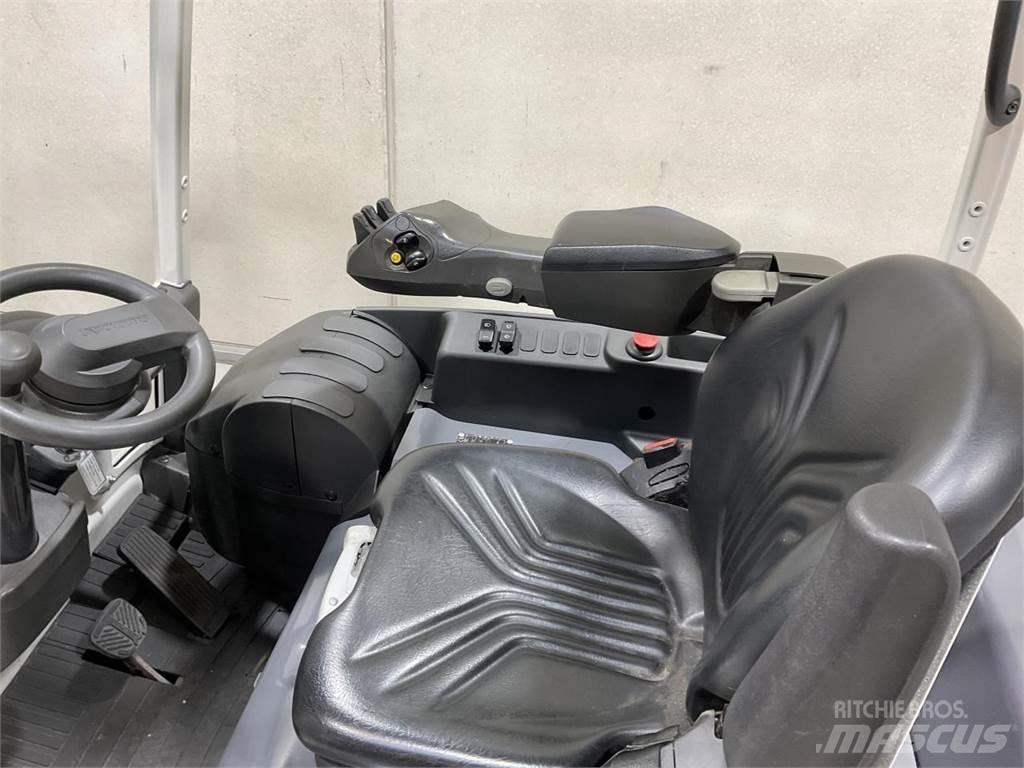 Nissan TX3-16 Electric Forklifts