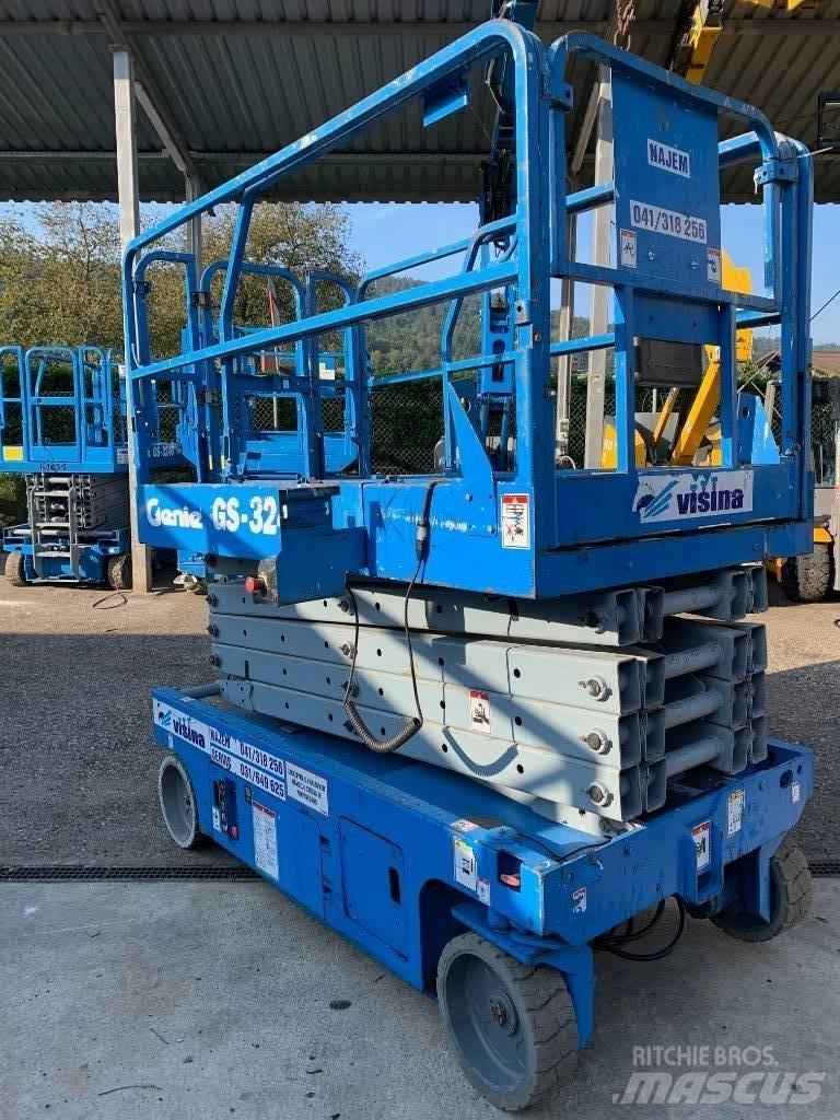 Genie GS 3246 Scissor Lifts