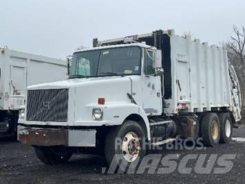 Volvo WG64 Garbage Trucks / Recycling Trucks