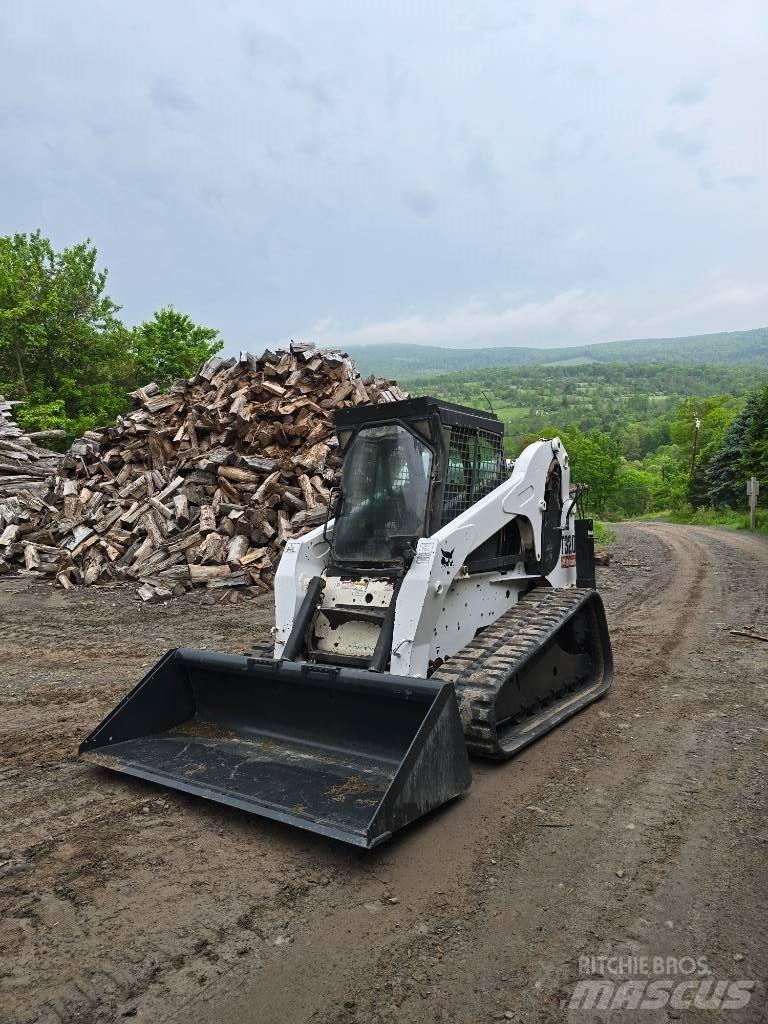 Bobcat T 320 Skid Steer Loaders