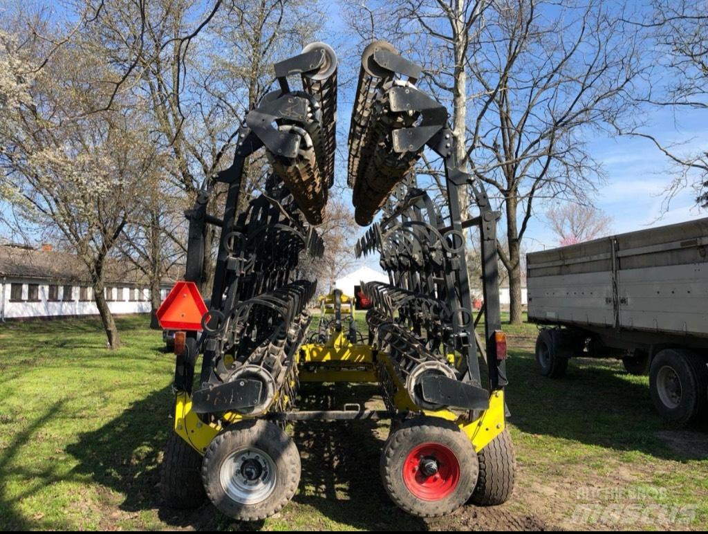 Bednar Swifter 12000 Chain Harrows