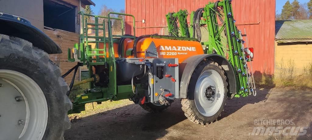 Amazone UG 2200 Trailed sprayers
