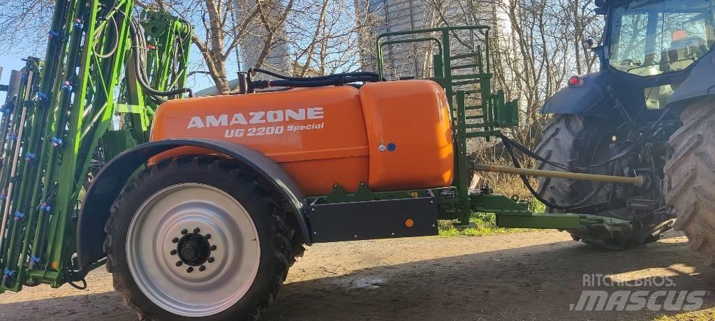 Amazone UG 2200 Trailed sprayers