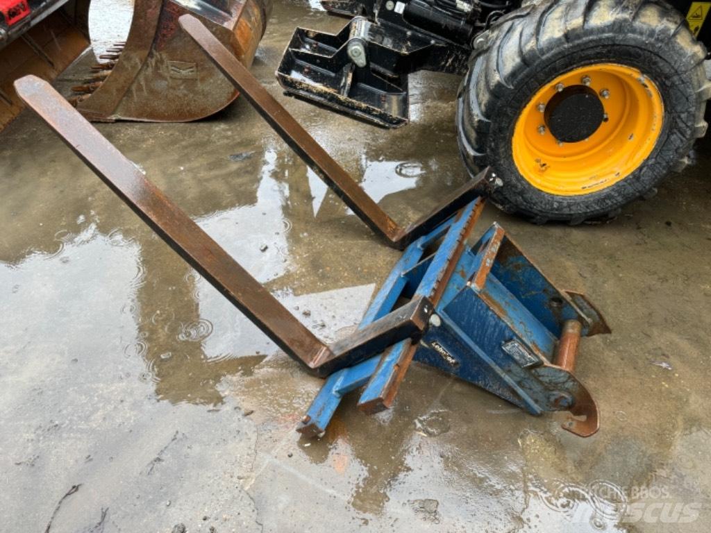Yanmar B95W (40496) Wheeled Excavators