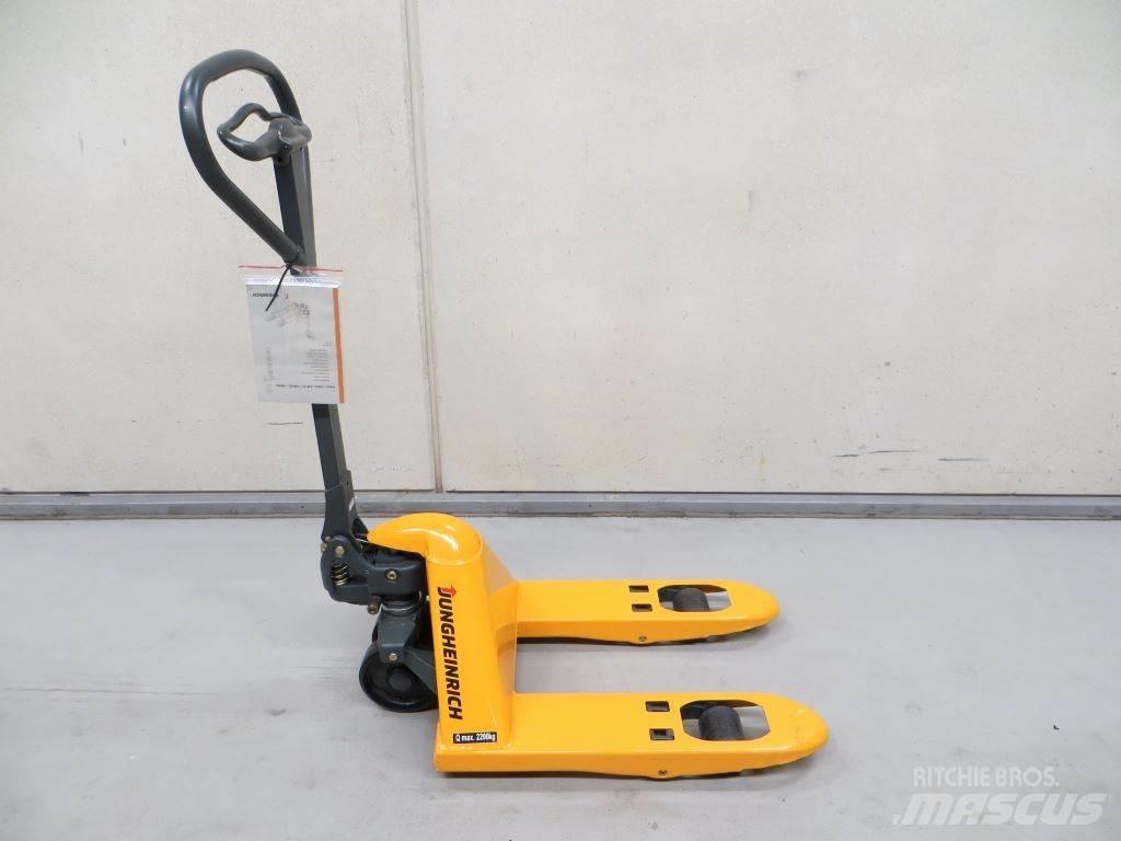 Jungheinrich AM 22 Pallet Truck