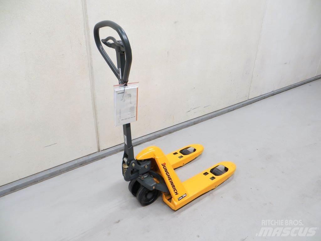 Jungheinrich AM 22 Pallet Truck