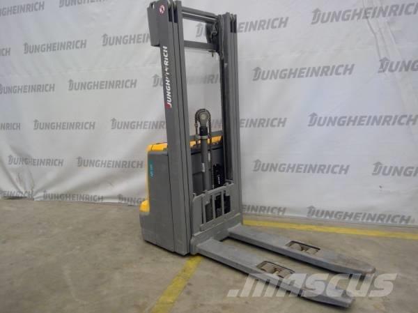 Jungheinrich EJC 112 Pedestrian stacker
