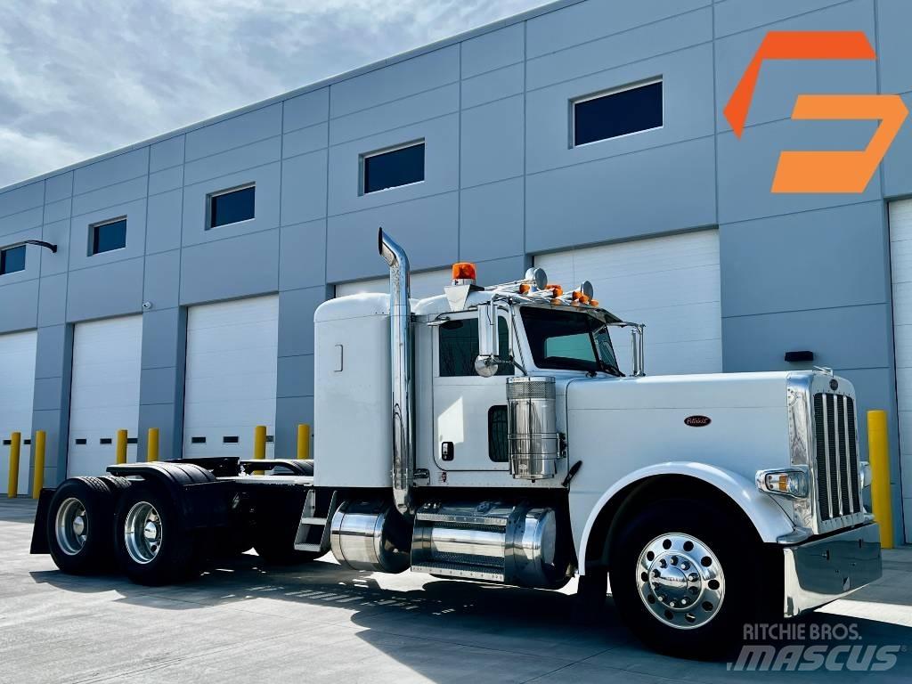 Peterbilt 389 Conventional Trucks / Tractor Trucks