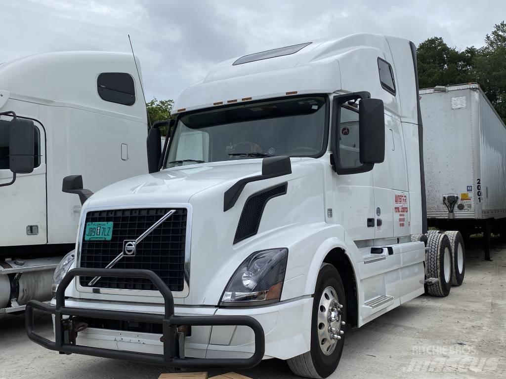 Volvo VLN 670 Conventional Trucks / Tractor Trucks