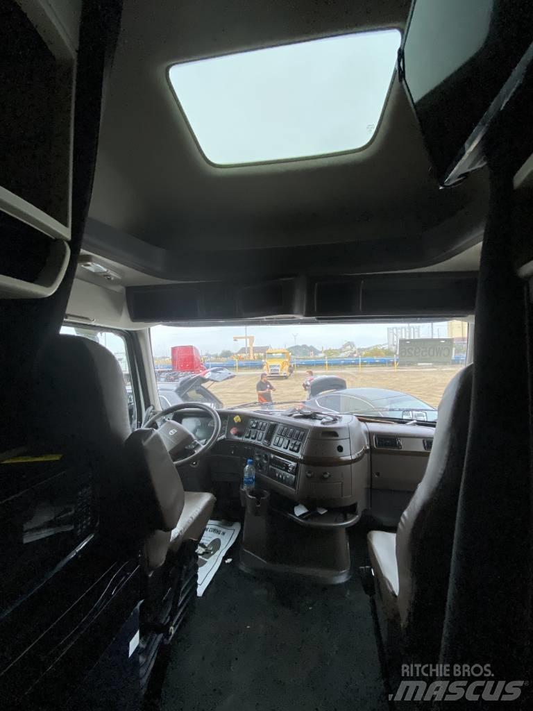 Volvo VLN 670 Conventional Trucks / Tractor Trucks