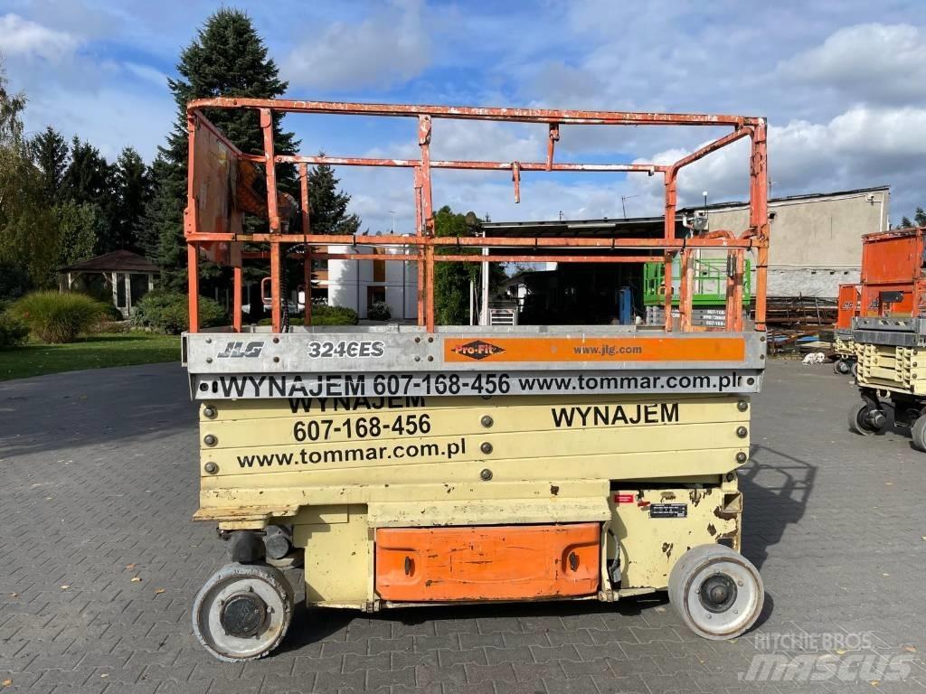 JLG 3246 ES Scissor Lifts