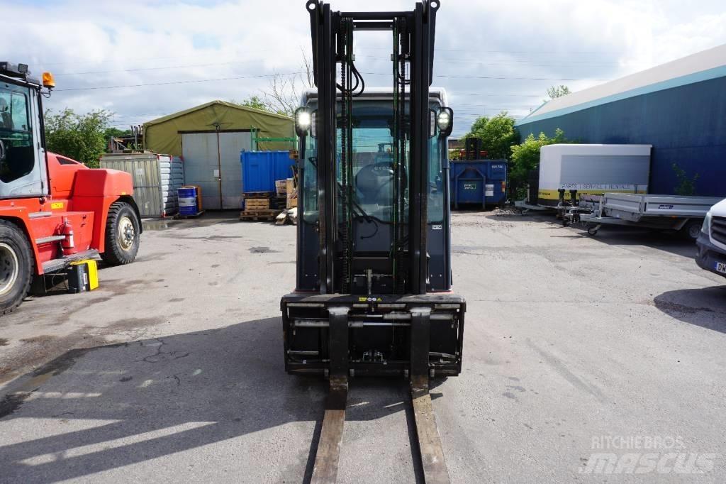Toyota 8FBMKT25 Electric Forklifts