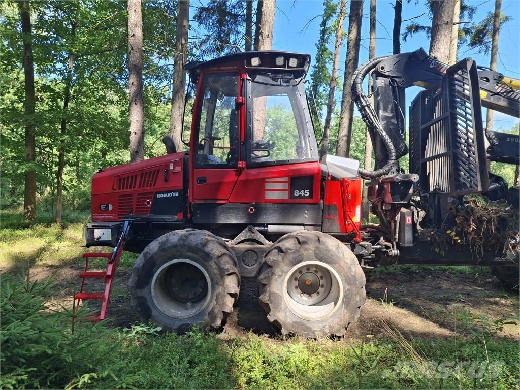 Komatsu 845 Forwarders