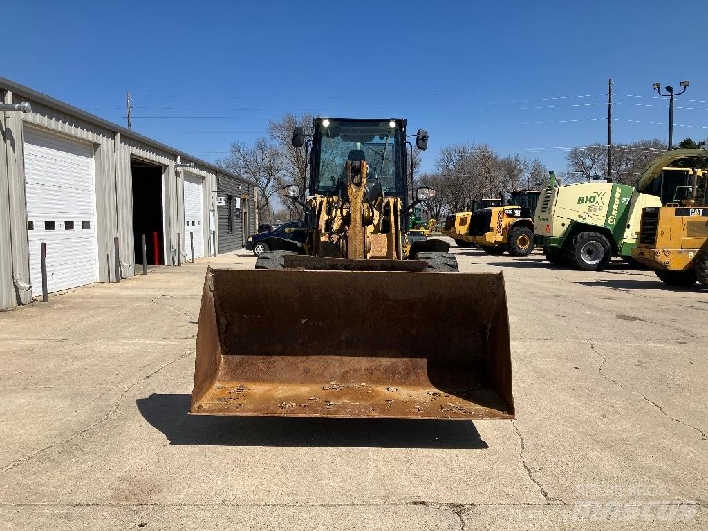 CAT 918 M Wheel Loaders