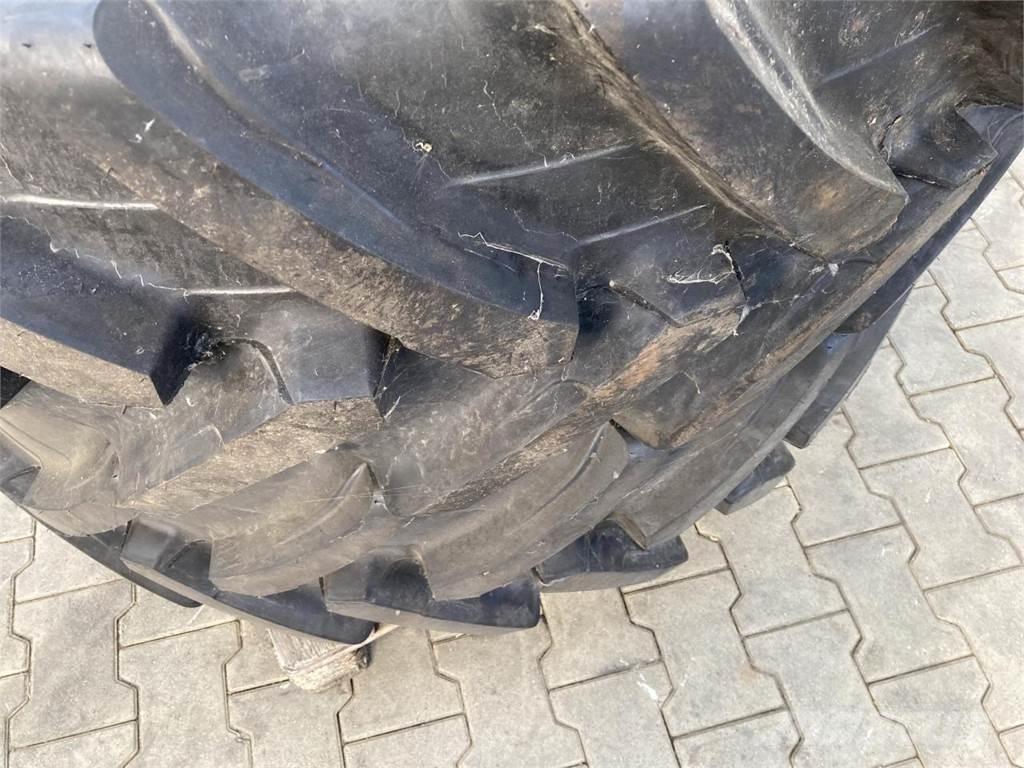 Alliance 420/85R28 Tyres, wheels and rims