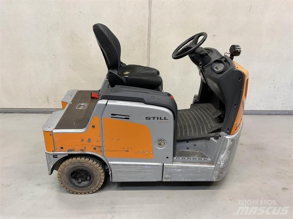Still LTX 70 Shunt Trucks
