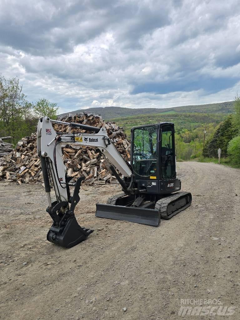 Bobcat E35 Mini Excavators <7t (Mini Diggers)