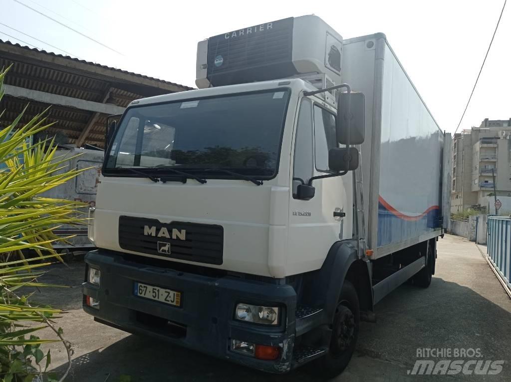 MAN LE 15.220 Reefer Trucks