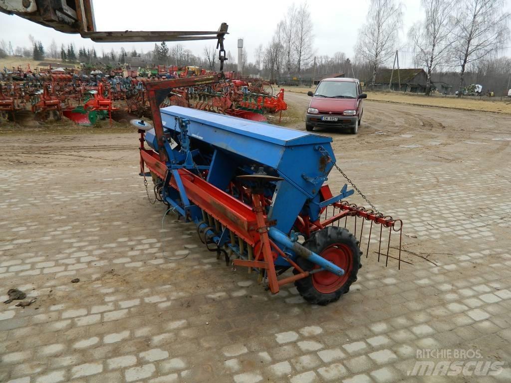 Stegsted 3 Farm Drills