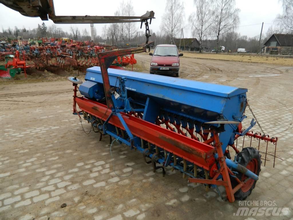Stegsted 3 Farm Drills