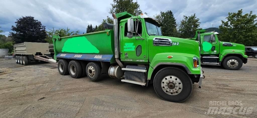 Western Star 4700 Dump Trucks