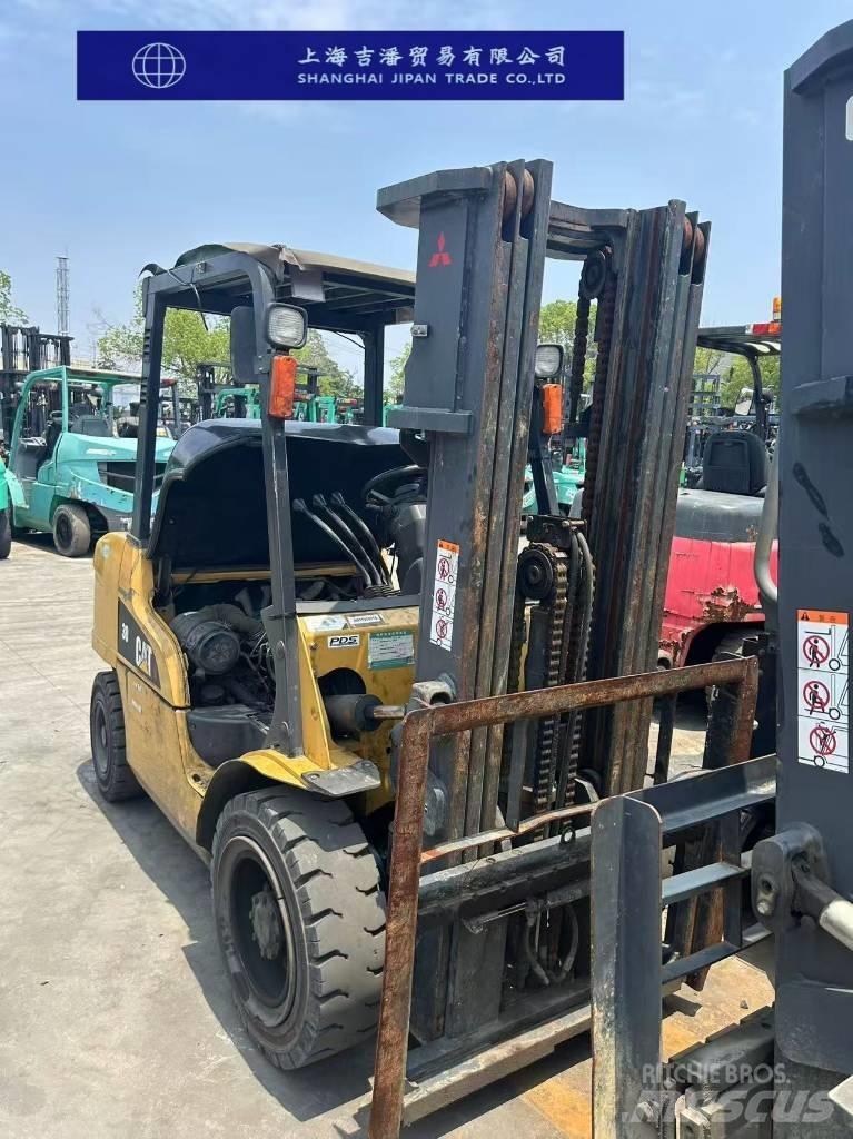 CAT 30 Diesel Forklifts