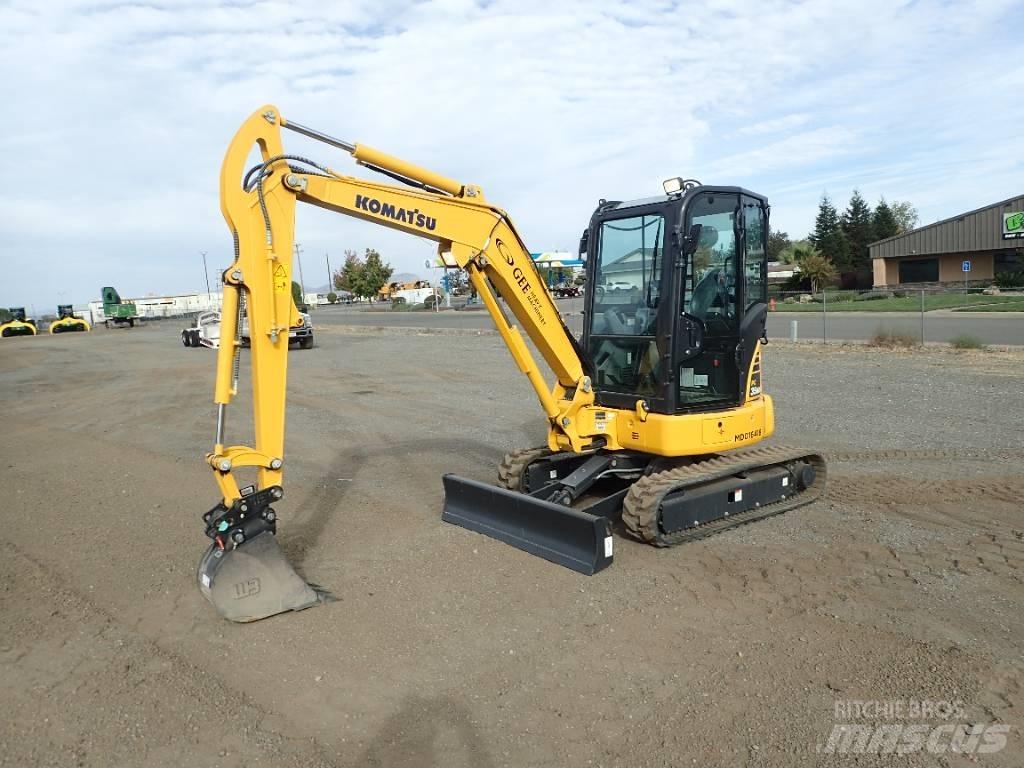 Komatsu PC35MR-5 Mini Excavators <7t (Mini Diggers)