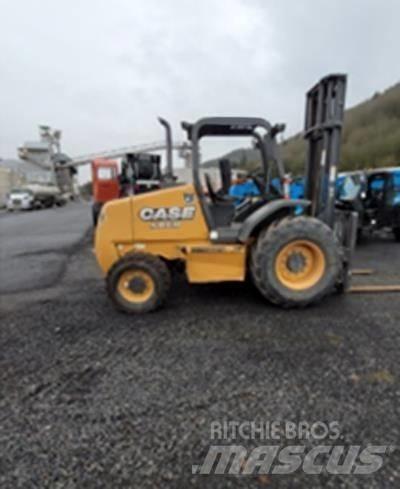CASE 586H Rough Terrain Trucks